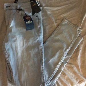 Hollister skinny jeans